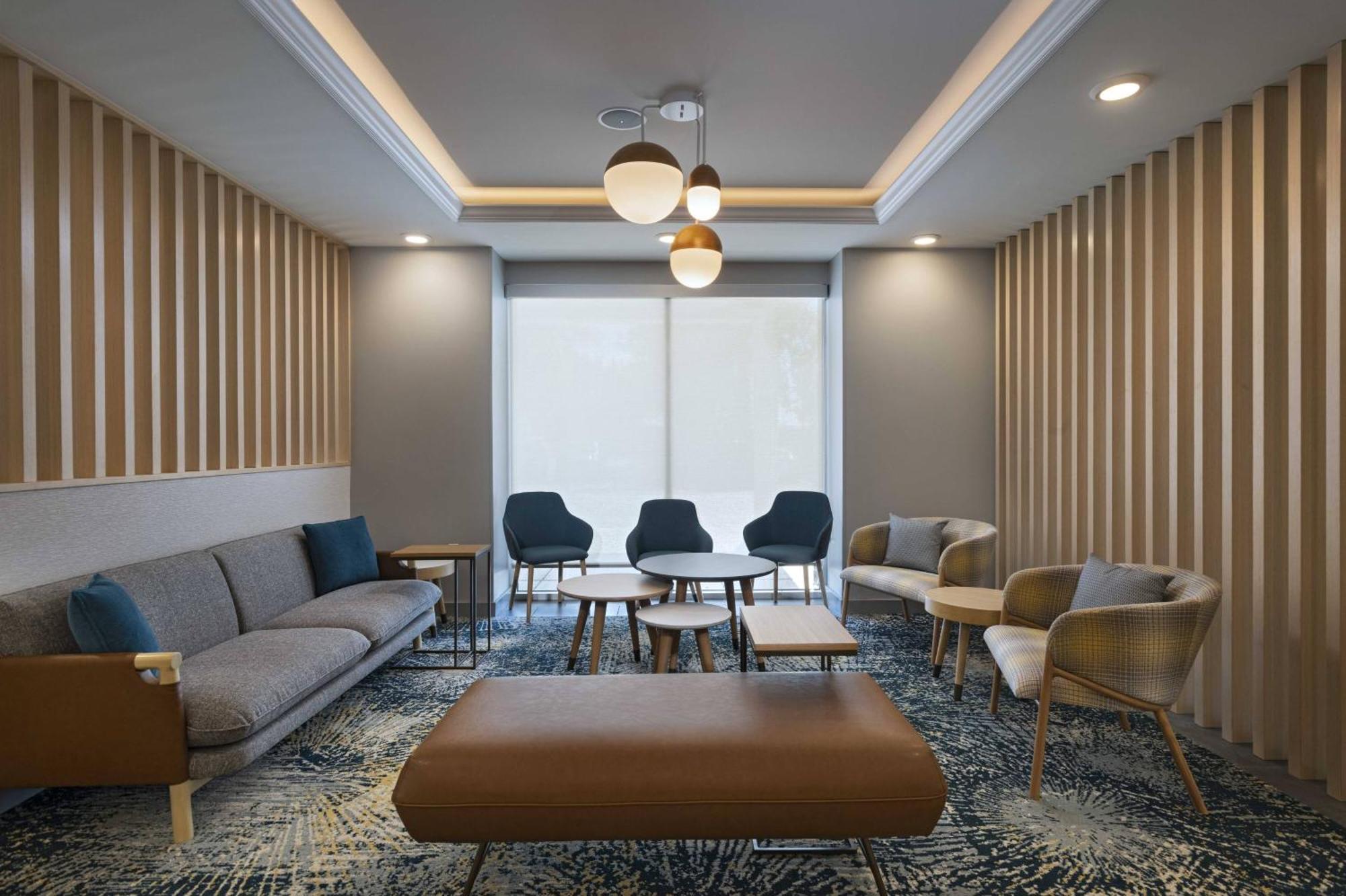 Towneplace Suites By Marriott Брентвуд Экстерьер фото